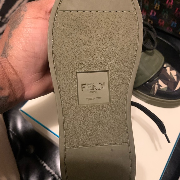 Authentic Fendi little boy sneakers worn once no marks or scuffs like NEW - Picture 4 of 12